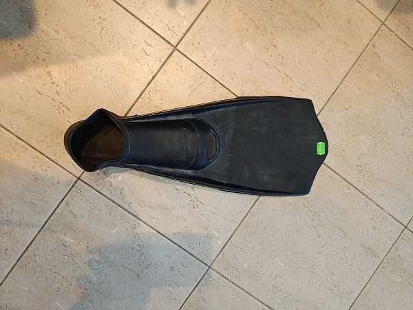 плавници големи и малки размери на ниски цени