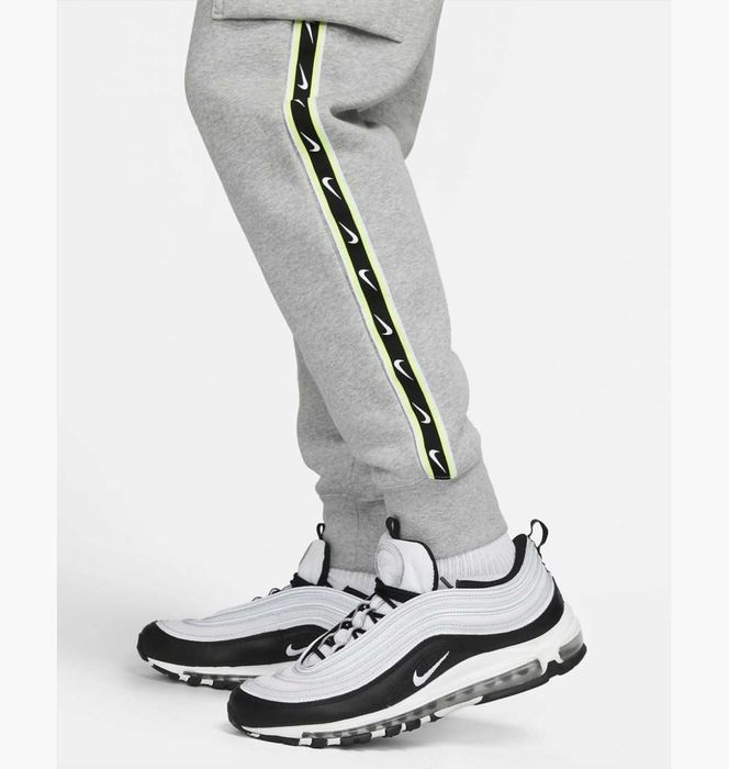 Мъжко Долнище Nike Sportswear Repeat Pants