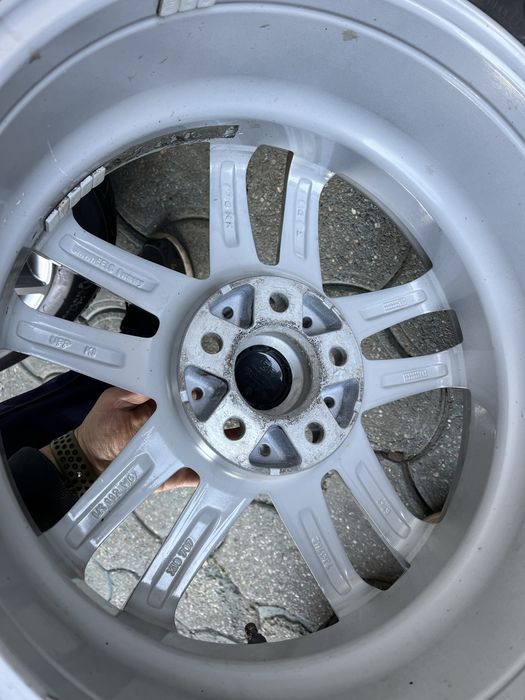 Jante 5x112mm, anvelope iarna 215/55 R17, Vw, Audi Seat Skoda Mercedes