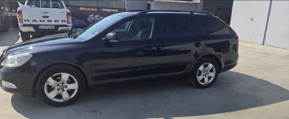 SKODA Octavia 2010 — imagine 2