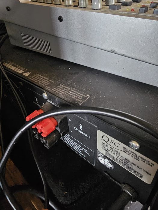 Vand Boxe JBL/ Mixer BEHRINGER/ Amplificator QSC