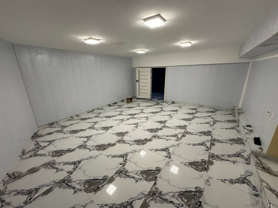 АРЕНДА - помещения под бутик,офис, под любой бизнес 160 м² — 1 линия