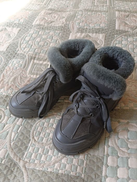 Зимние ботинки женские