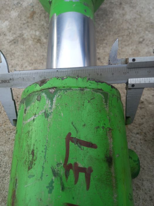 cilindru hidraulic John Deere