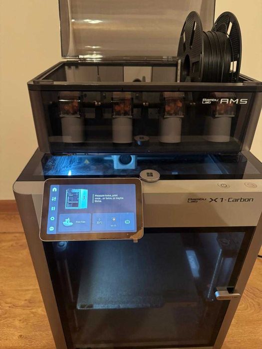 Продам 3д принтер Bambu Lab X1 Carbon Combo (AMS)