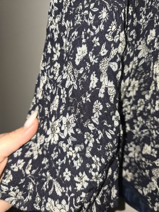 Рокля Bershka XS