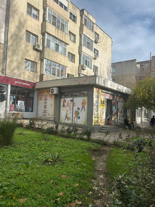 Spațiu comercial de închiriat | 133 mp utili | Vitrină stradală 15 ml