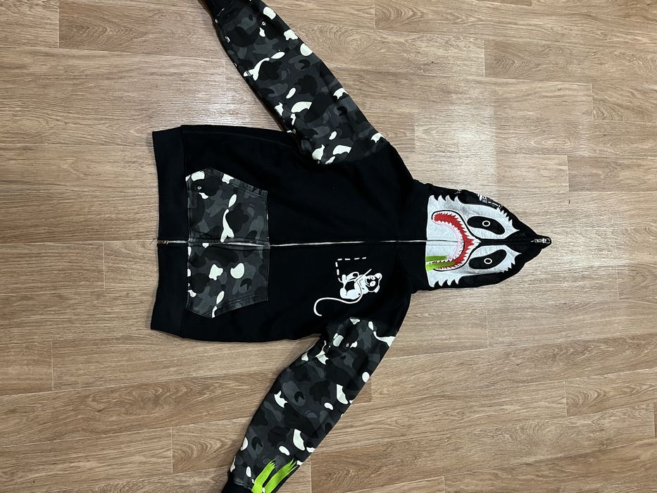 Продам 2 кофты bape cavempt