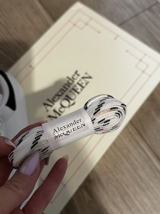 Tenesi alexander mcqueen marimea 38