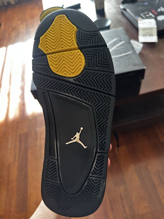 Jordan4 Yellow Thunder  Originali Conditie Buna