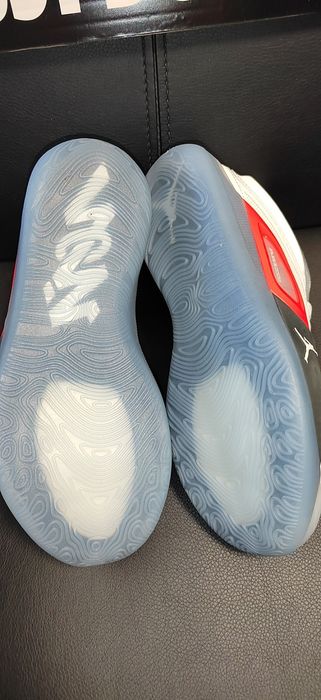 Nike Jordan Zion 4,номер 38