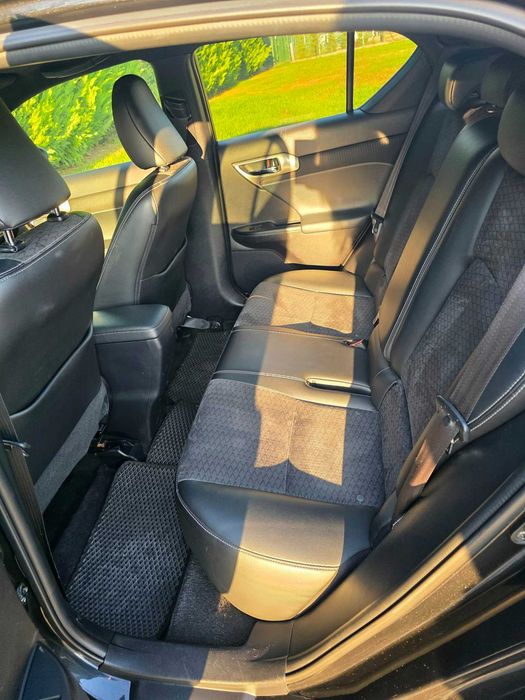 Lexus CT 200h F SPORT | 2016 | Hybrid | Automat | Unic proprietar RO