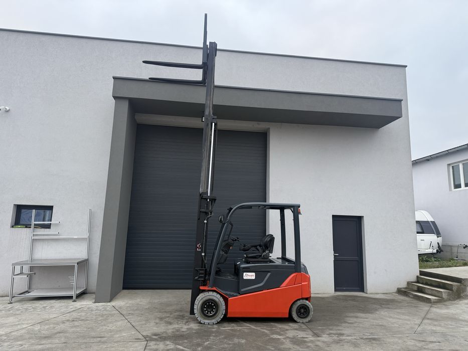 stivuitor electric,Toyota 2,5t 2016 nu Linde, still, hyster