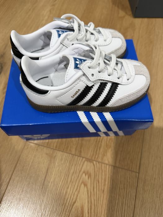 Vand papuci adidas samba marimea 23