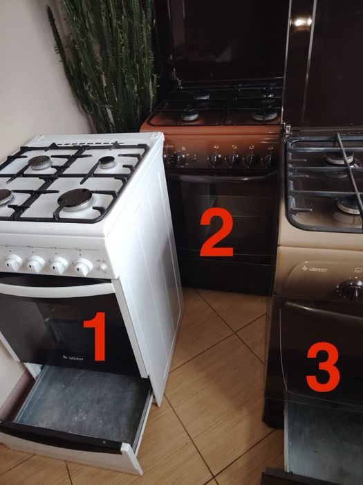 Продам газовые плиты Гефест