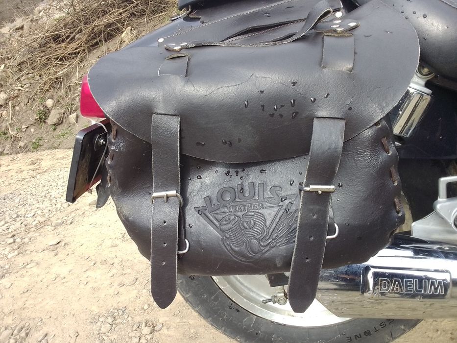 Daelim VT 125 chooper