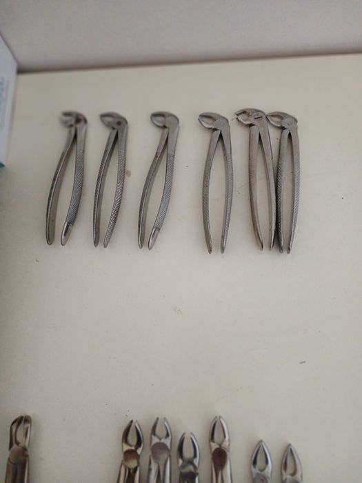 Щипцы для удаления зубов