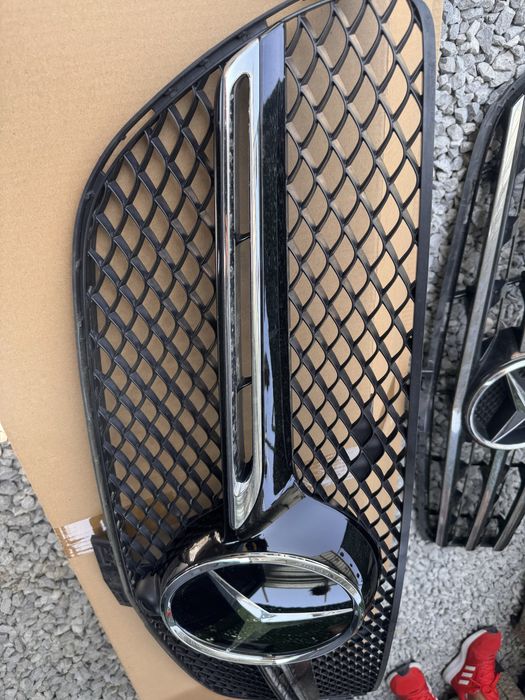 Продавам решетки за ГЛЕ/GLE и МЛ/ML W166