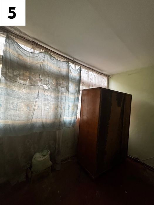 СРОЧНО! Конечка томонда Диёр маркет олдида 3 хоналик квартира сотилади