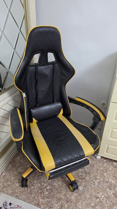 Продам игровое кресло