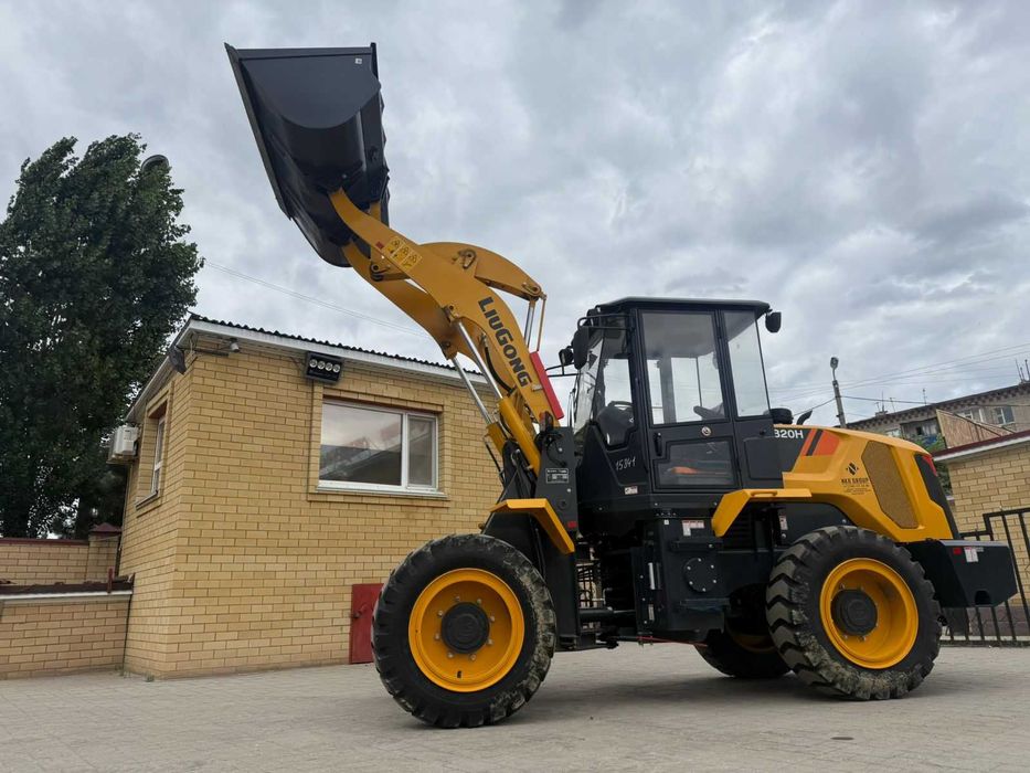 Фронтальный погрузчик LiuGong CLG 820H