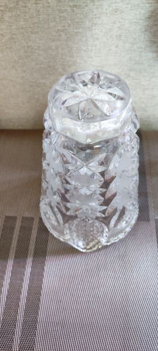 Ваза для цветов хрустальная, советская. Высота 21 см.