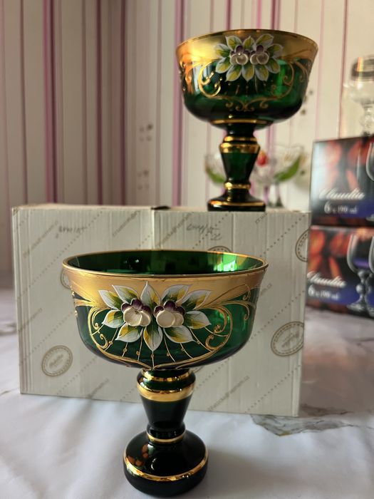 Продается набор посуды