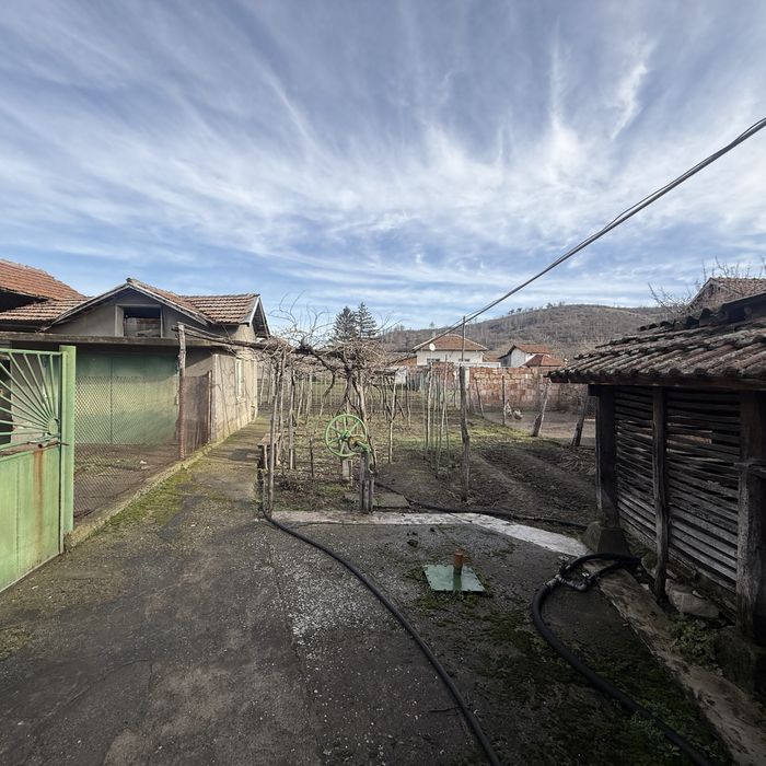 Продава се Къща в с. Търнене, Област Плевен - 130 кв.м за 141 €/кв.м - Снимка #19