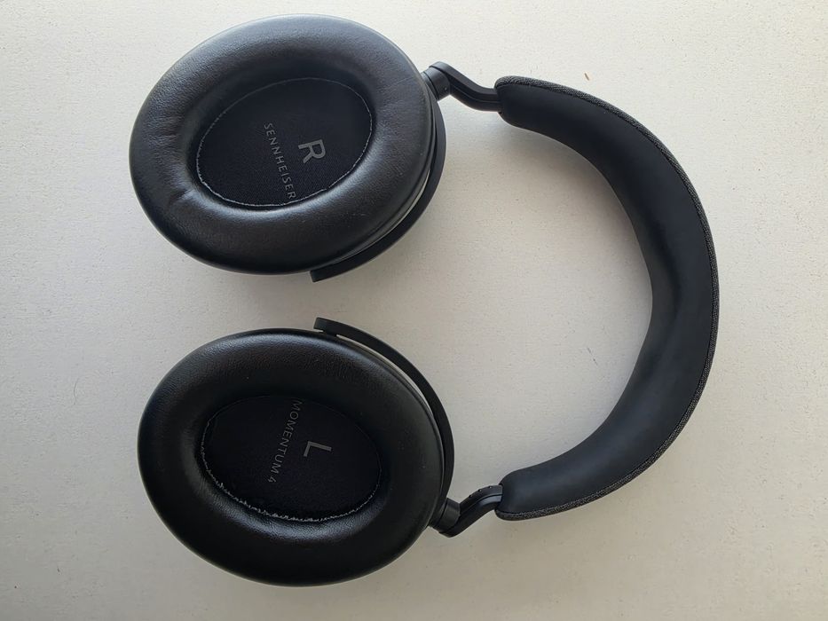 Слушалки Sennheiser Momentum 4