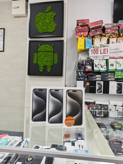 Vând iPhone 15 pro max