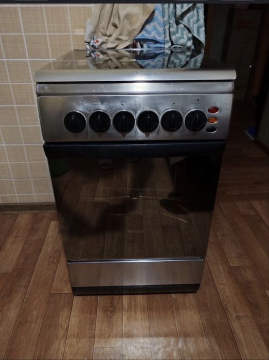 Продам электроплиту Ardo