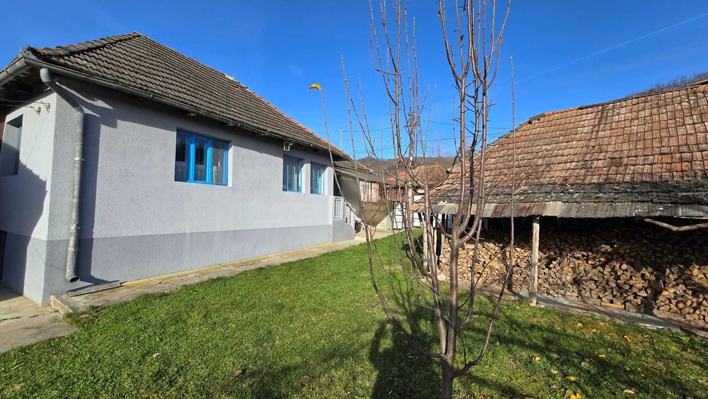Casa de vanzare in Sanpetru Almasului