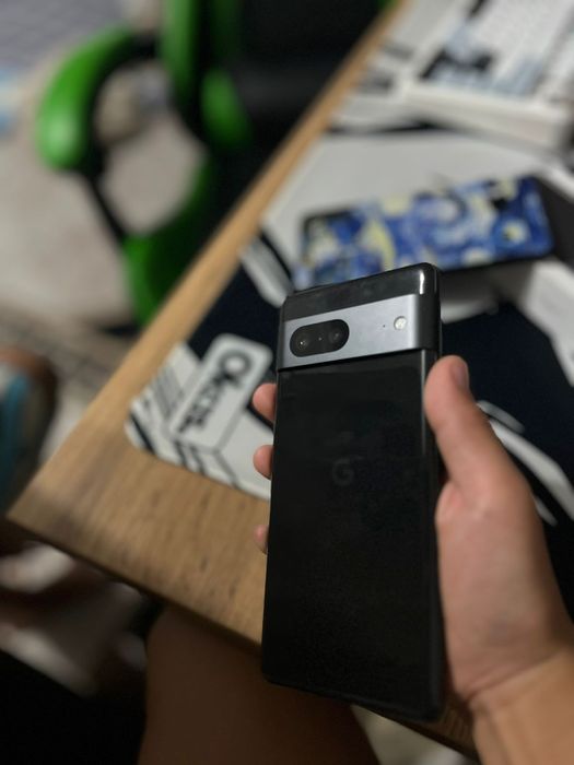 Продаю pixel 7 в хорошем состоянии