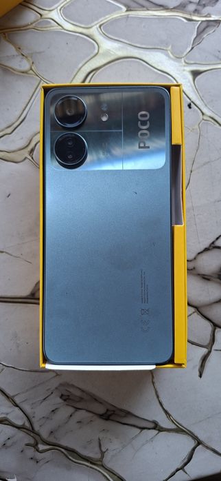 Продам телефон POCO c65