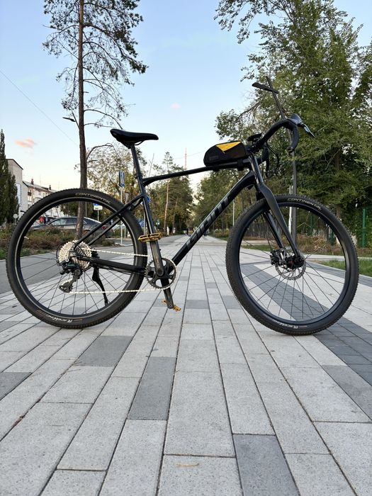 Продам гравийный велосипед Giant
