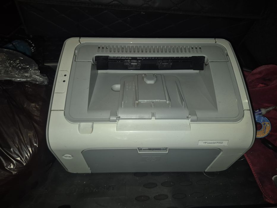 Продам принтер hp 1102