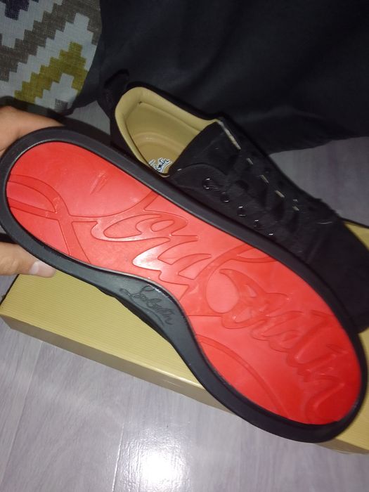 Лабутен 41 размер новый