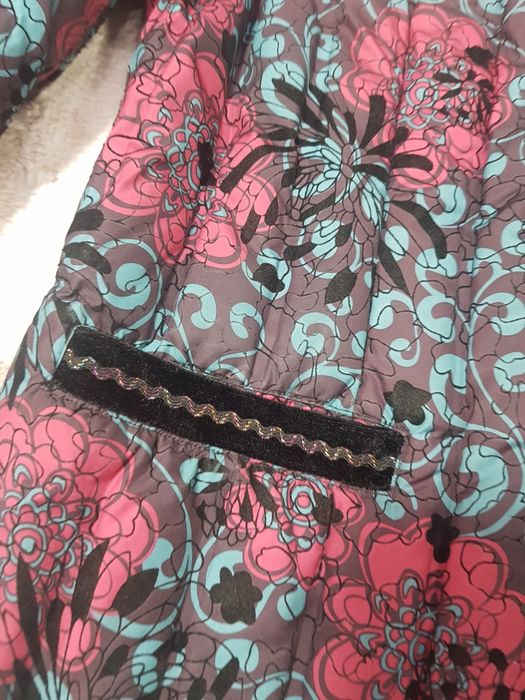 Продам  куртку!!