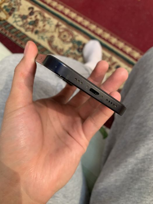 Продам айфон 12 пам256 акб76