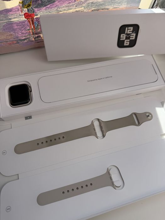 Продам Apple Watch SE (2 поколения) 40мм