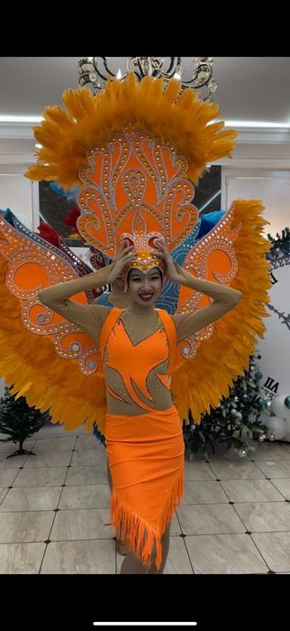 Продам карнавальные костюмы