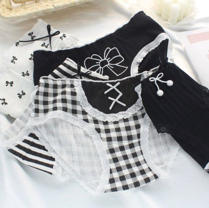 Трусики женские  .