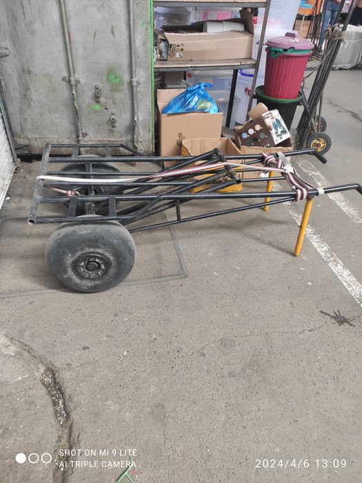 Тележка, тачка. Тележка