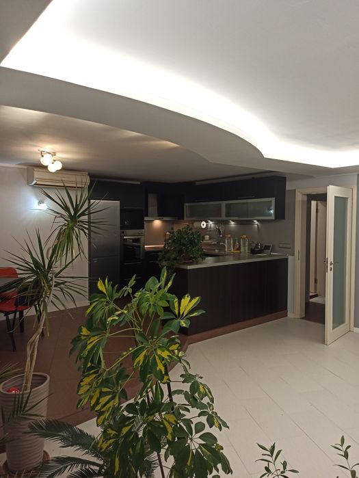 Продава се Къща в Банкя - 450 кв.м за 3112 €/кв.м - Снимка #4