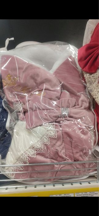 Продам детские вещи