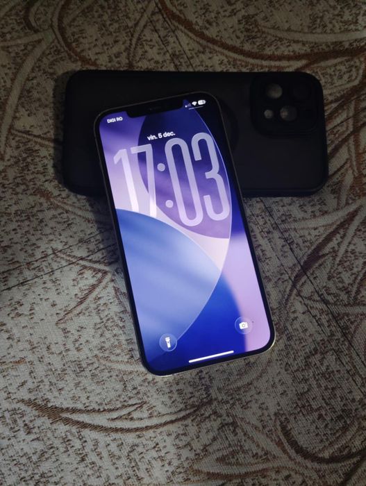 Vând iPhone 12 pro max 100% baterie nu a fost schimbata