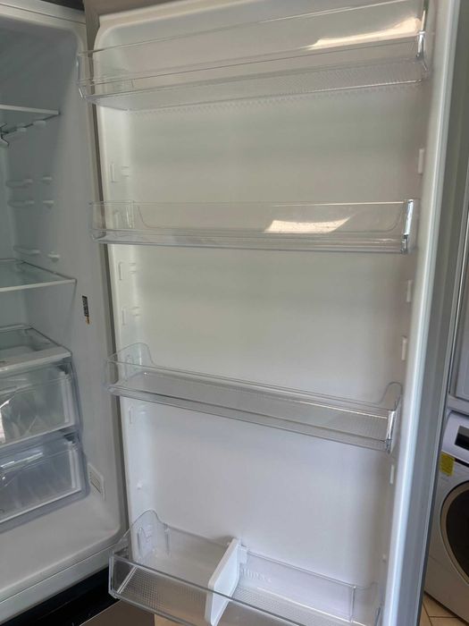 Хладилник с фризер Bauknecht KGN 2120 A2+ IN