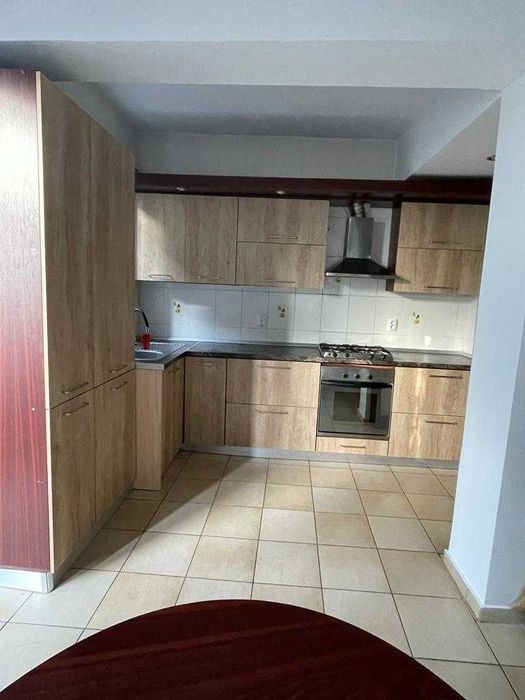 Vila 3 camere +living, 2 bai Tatarasi tel 0766184000