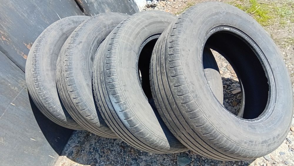 Шины Maxxis летние 265*65*R17