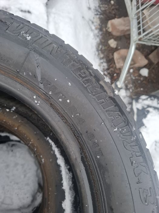 Vand 2  sau 4 anvelope 175 70 14 firestone  de iarna bune